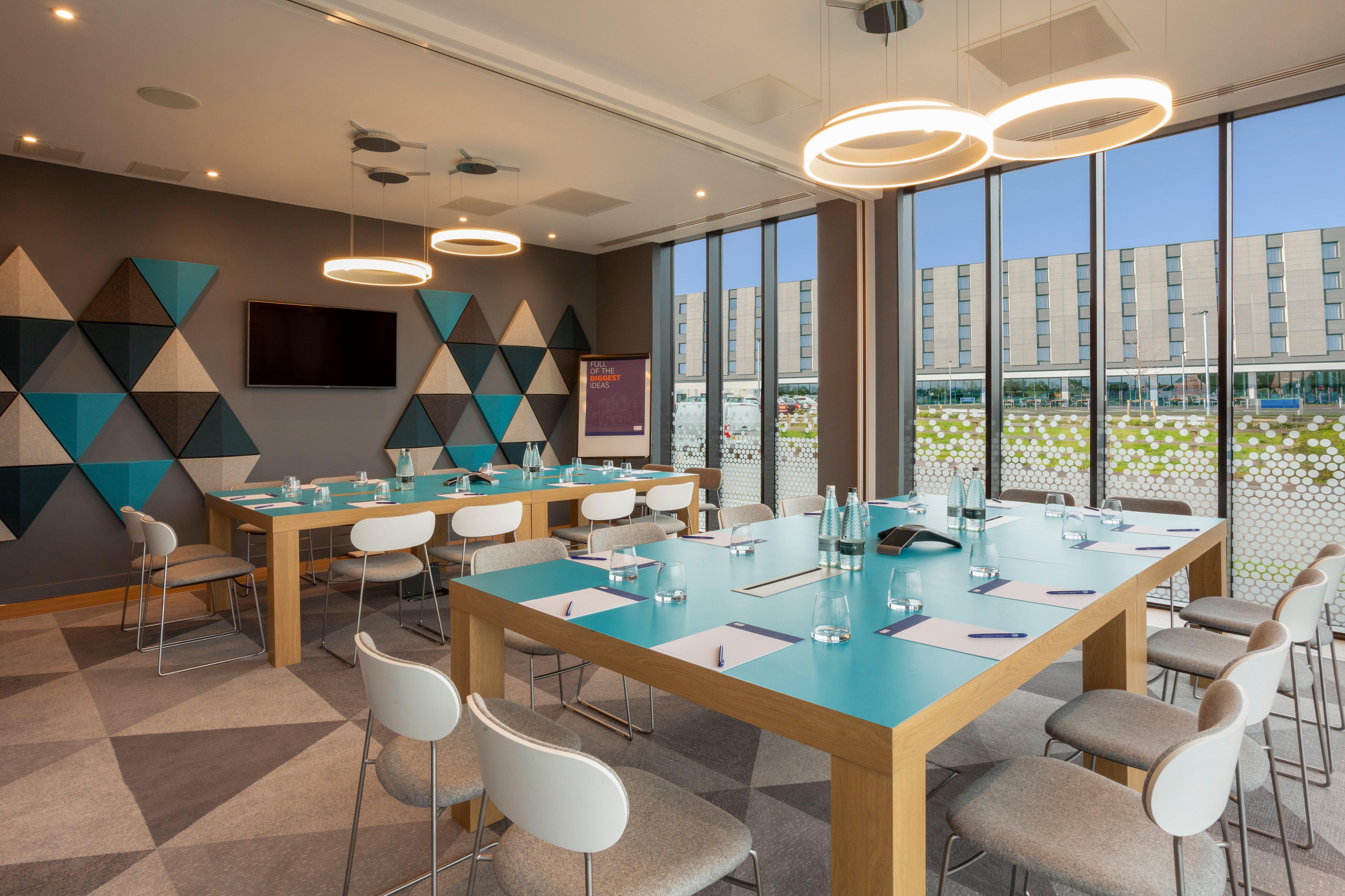 Holiday Inn Express Bridgwater M5, Jct24 By Ihg Buitenkant foto