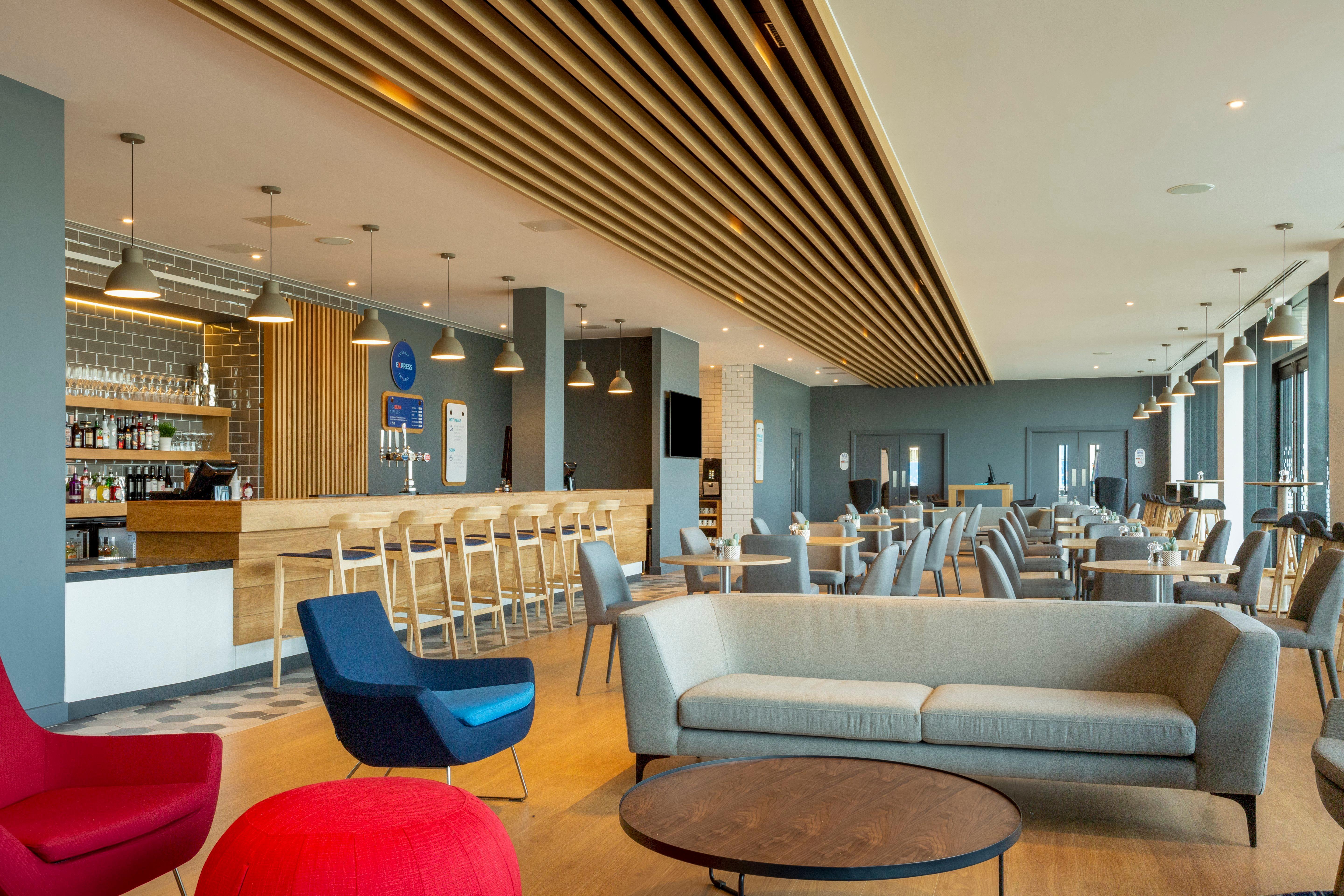 Holiday Inn Express Bridgwater M5, Jct24 By Ihg Buitenkant foto